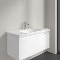 Lavoar suspendat Villeroy & Boch Skyla 100 cm, TitanCeram, CeramicPlus, alb alpin